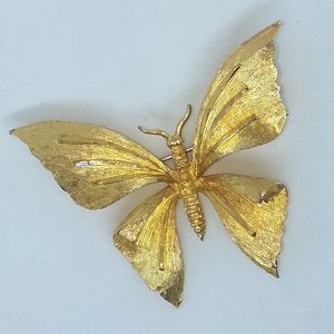 BSK Vintage Butterfly Gold Tone Brooch EUC